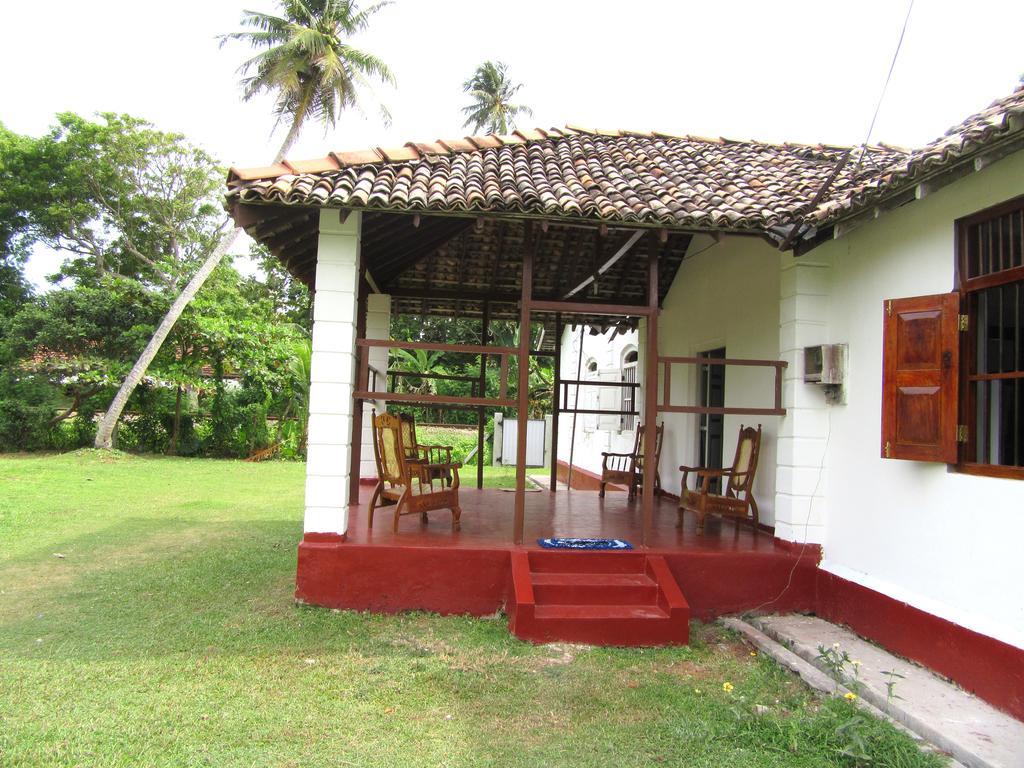 The Colonial Villa Midigama-Est Extérieur photo